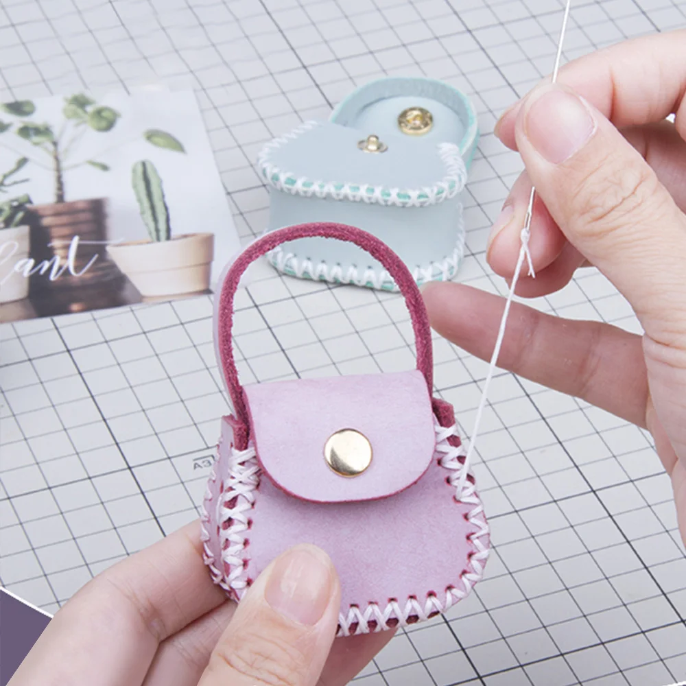 Мини-милый кошелек в форме DIY ремесленный деревянный трафарет для резки, маленький и изысканный японский стальной кожаный ручной штамповочный инструмент, 2024 г.
Мини-милый кошелек в форме DIY ремесленный деревянный трафарет для резки, маленький и изысканный японский стальной кожаный ручной штамповочный инструмент, 2024 г.