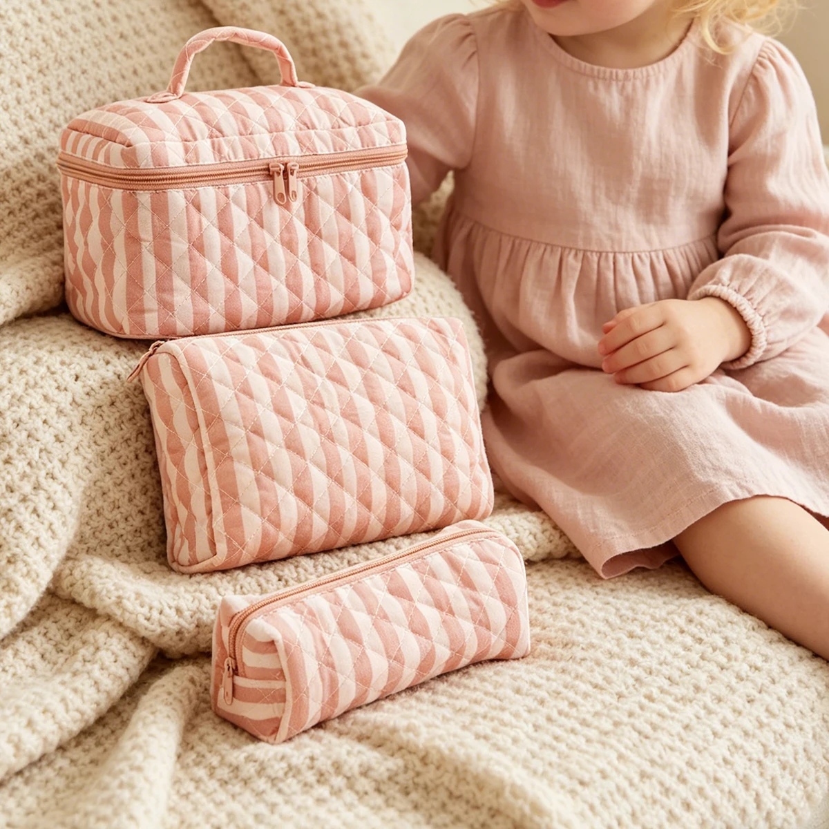 Kangobaby Zipper Makeup Storage Bag Printed And Quilted Cute Cotton Makeup Bag Girls' Toiletries ox Travel
Kangobaby Zipper Makeup Storage Bag Printed And Quilted Cute Cotton Makeup Bag Girls' Toiletries ox Travel