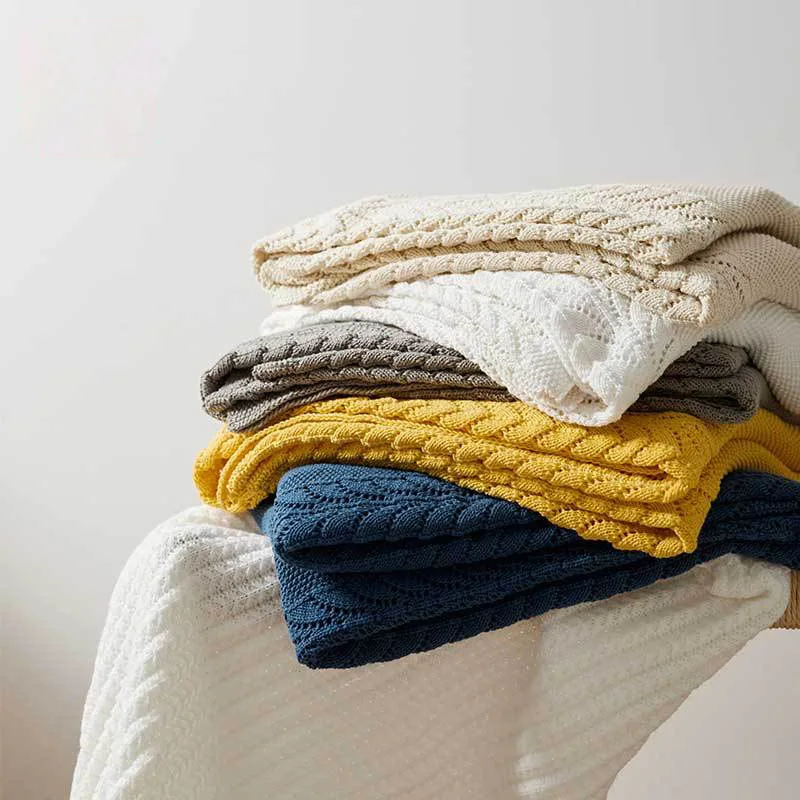 120*180cm Knitted Cotton Hollowed Blanket Shawl Solid Sofa Throw Bed Cover Summer Air Condition Office Nap Blanket Decoration
120*180cm Knitted Cotton Hollowed Blanket Shawl Solid Sofa Throw Bed Cover Summer Air Condition Office Nap Blanket Decoration