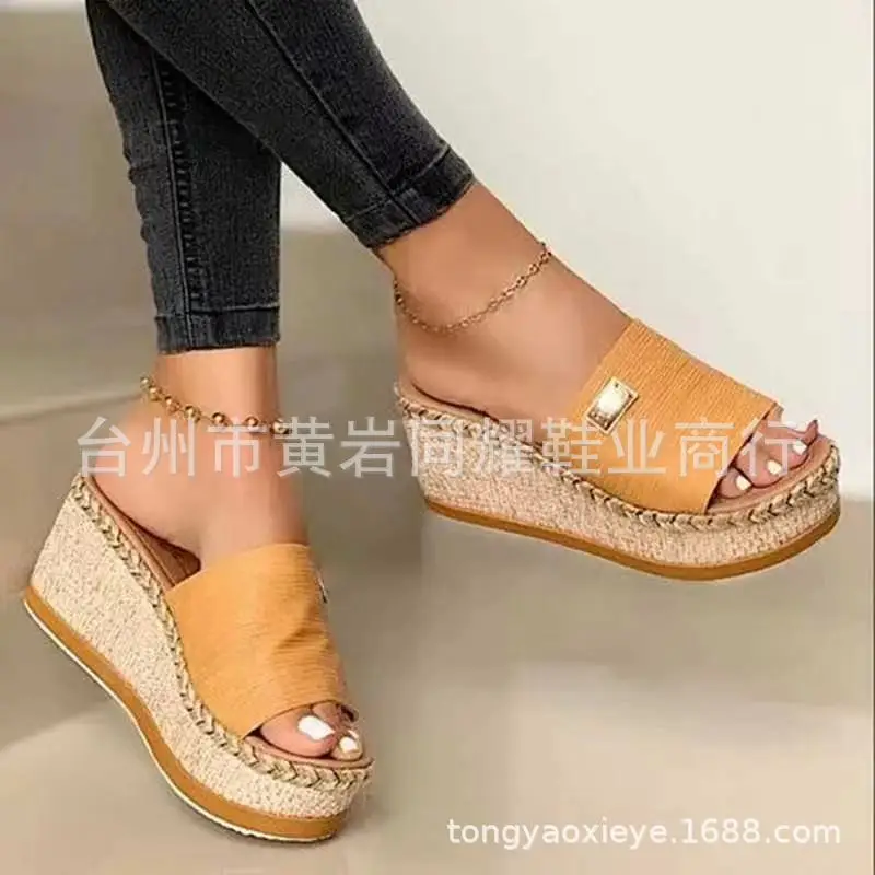 2026 Spring/Summer New Arrival Women's Fashionable Casual Platform Sandals with Height Enhancement
2026 Spring/Summer New Arrival Women's Fashionable Casual Platform Sandals with Height Enhancement