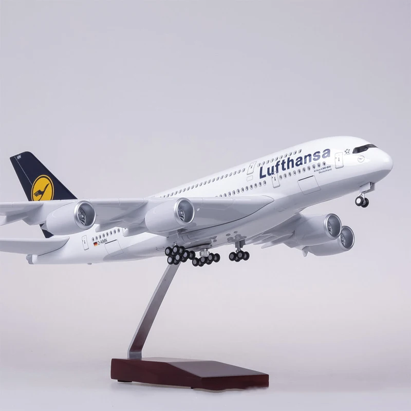 Wheel Light 1:160 Aircraft Model Simulation Of The Lufthansa Airbus A380 Civil Airliner 380 Display Collection Gift
Wheel Light 1:160 Aircraft Model Simulation Of The Lufthansa Airbus A380 Civil Airliner 380 Display Collection Gift