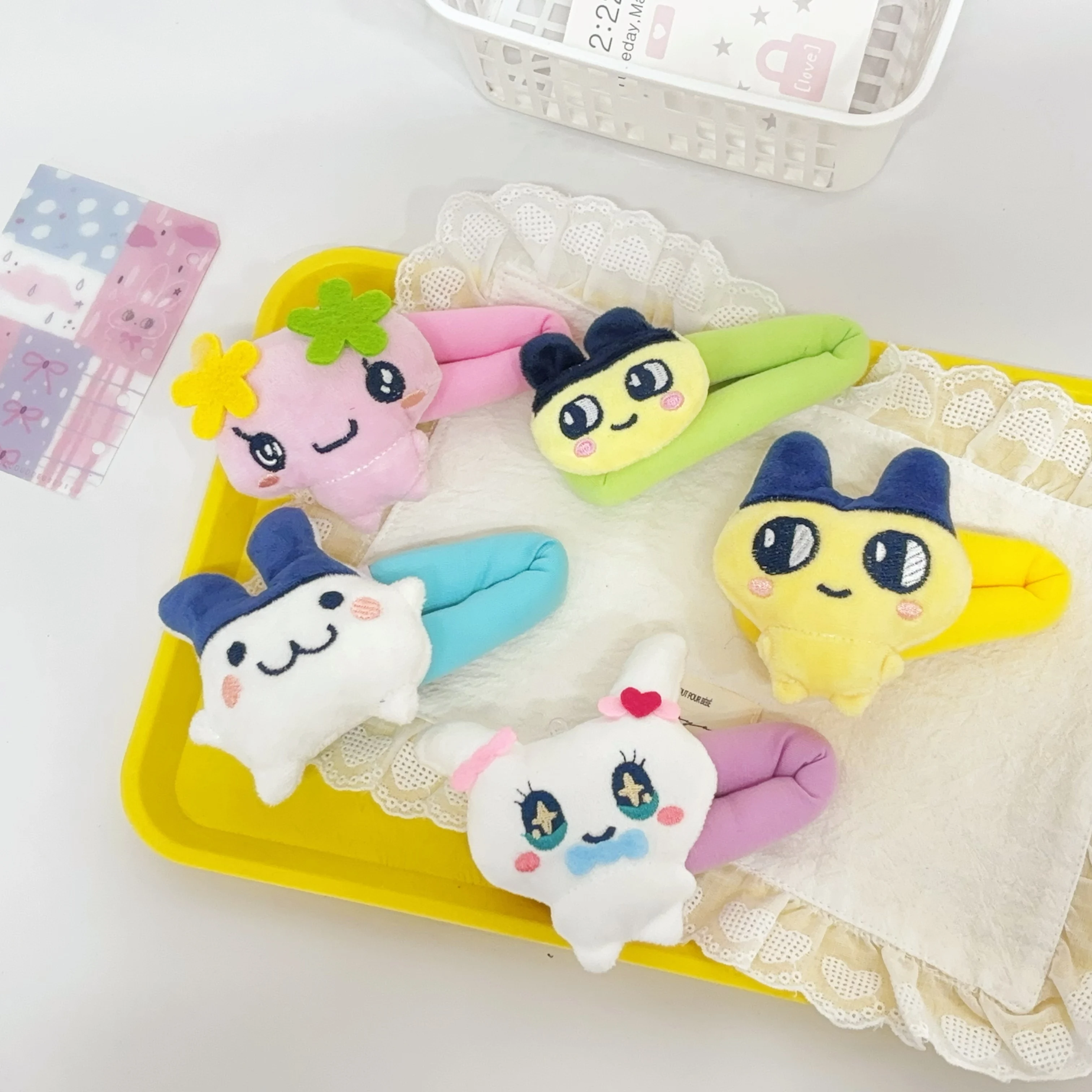 Japan Tamagotchi Electronic Pets Cute Hair Clip Mametchi Tsubutsubu Cartoon Character Doll Creative Bang Clip Decorative Gifts
Japan Tamagotchi Electronic Pets Cute Hair Clip Mametchi Tsubutsubu Cartoon Character Doll Creative Bang Clip Decorative Gifts