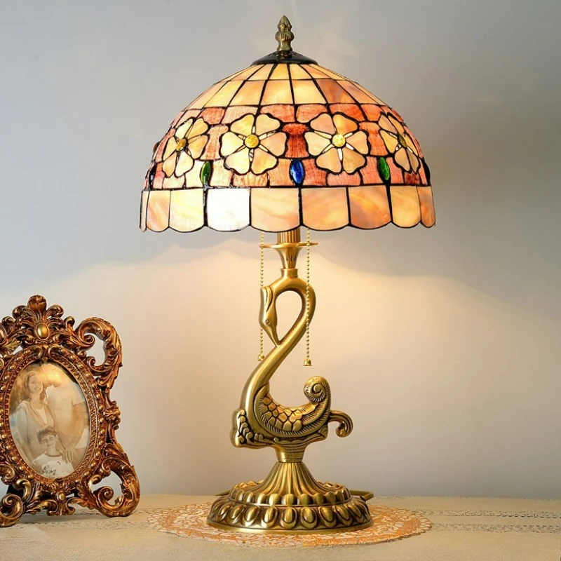 Retro Swan Desk Lamp Hand Pull Switch Three Color Dimming High End Luxury Living Room Master Bedroom Bedhead Night Light
Retro Swan Desk Lamp Hand Pull Switch Three Color Dimming High End Luxury Living Room Master Bedroom Bedhead Night Light