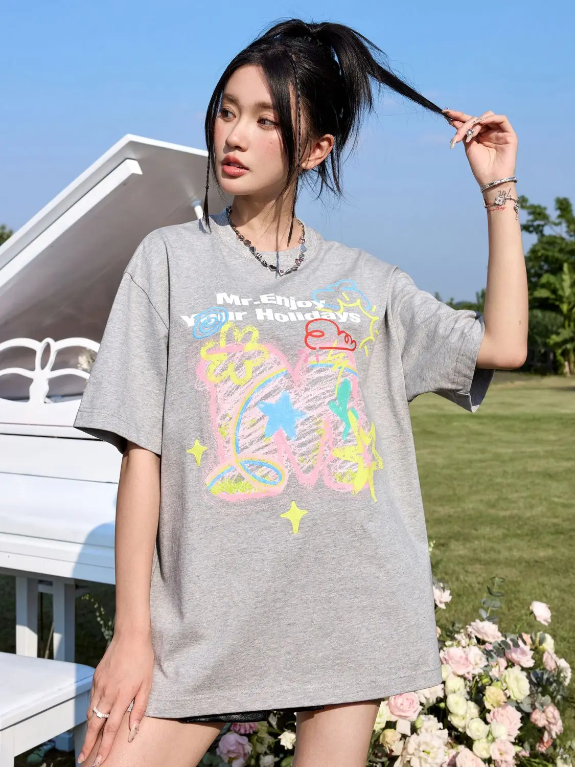 Summer Graffiti Printed Short Sleeved T-shirt American Trendy Loose Casual Unisex Graphic T Shirts Cotton Couple Y2k Top
Summer Graffiti Printed Short Sleeved T-shirt American Trendy Loose Casual Unisex Graphic T Shirts Cotton Couple Y2k Top