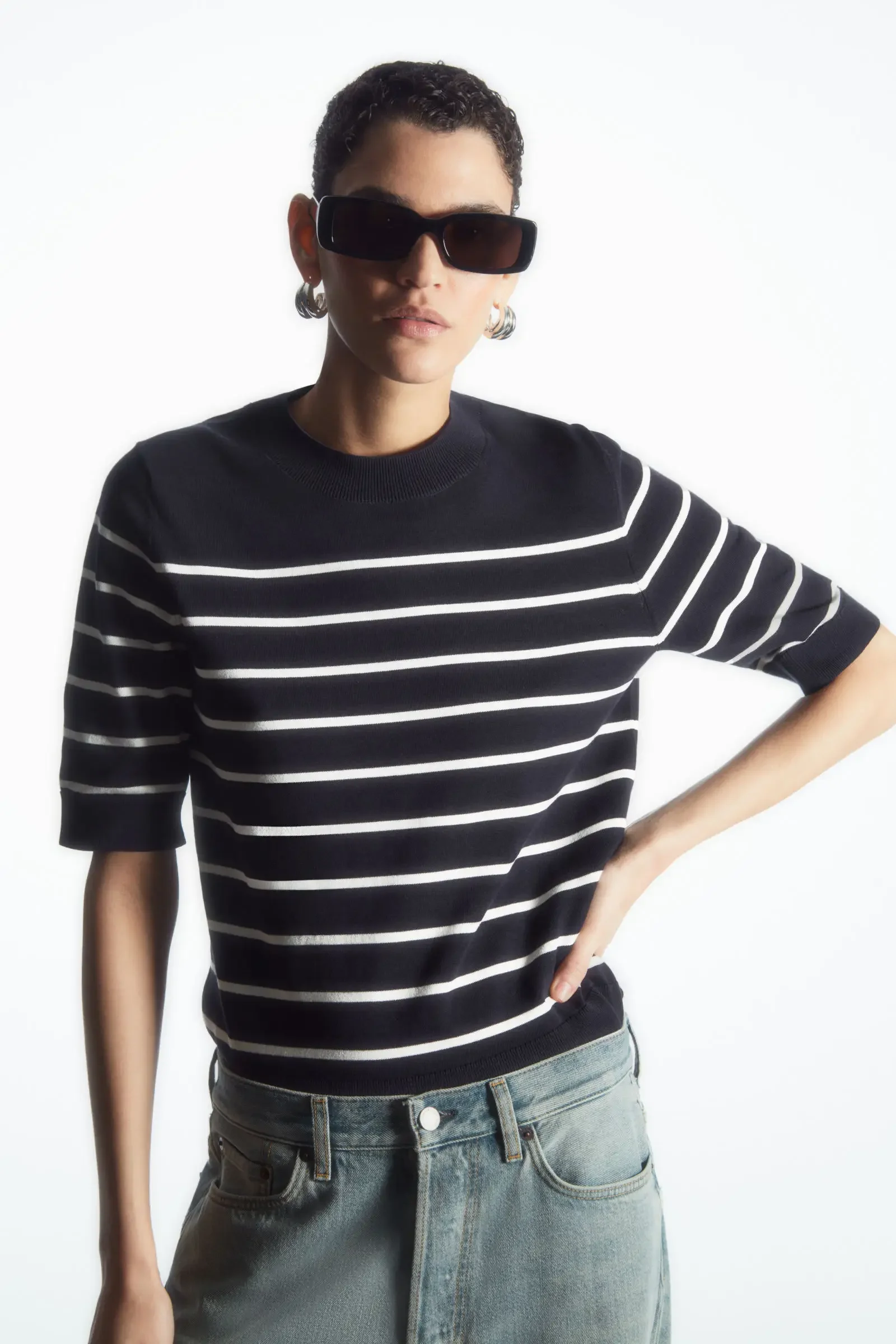 Ethereal MD 2024 new style of Women's casual standard crew-neck short-sleeved knit T-shirt
Ethereal MD 2024 new style of Women's casual standard crew-neck short-sleeved knit T-shirt