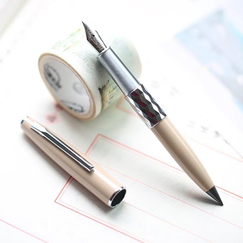 Moonman N102 Draw Double-ended Dual-purpose Pen Pencil Multifunctional Students Character Practice Pen Suitable for Ink Bag
Moonman N102 Draw Double-ended Dual-purpose Pen Pencil Multifunctional Students Character Practice Pen Suitable for Ink Bag