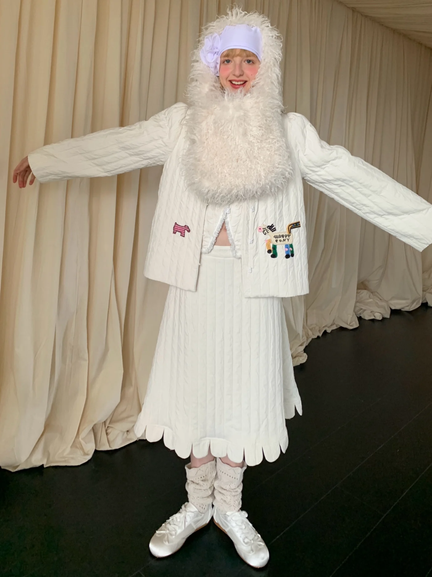 Drsteed Series, милый мультяшный фонл, осенне-зимний хлопковый комплект с юбкой-джатом, теплый повседневный женский костюм-футболка Faion
Drsteed Series, милый мультяшный фонл, осенне-зимний хлопковый комплект с юбкой-джатом, теплый повседневный женский костюм-футболка Faion