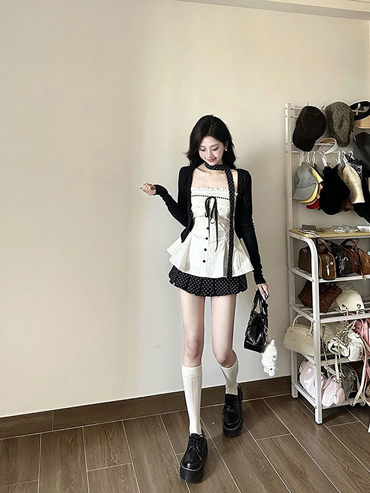 Elegant Black Knitted Cardigan Tube Top Halter Neck Dress Polka Dot Skirt Three Piece Set Women's Fashion Spring Autumn
Elegant Black Knitted Cardigan Tube Top Halter Neck Dress Polka Dot Skirt Three Piece Set Women's Fashion Spring Autumn