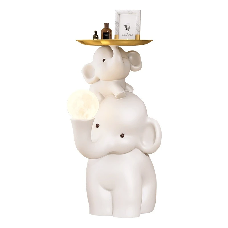 Elephant living room, large floor-to-ceiling ornament, next to the TV cabinet and sofa
Elephant living room, large floor-to-ceiling ornament, next to the TV cabinet and sofa