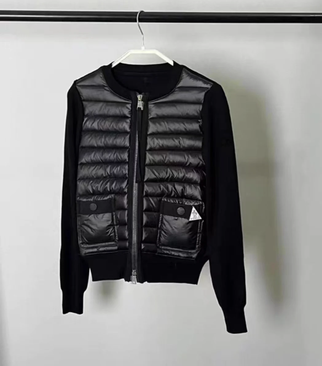 2021 autumn and winter long hooded down jacket 90 goose down bread jacket slim and thin, warm and cold blue lining
2021 autumn and winter long hooded down jacket 90 goose down bread jacket slim and thin, warm and cold blue lining