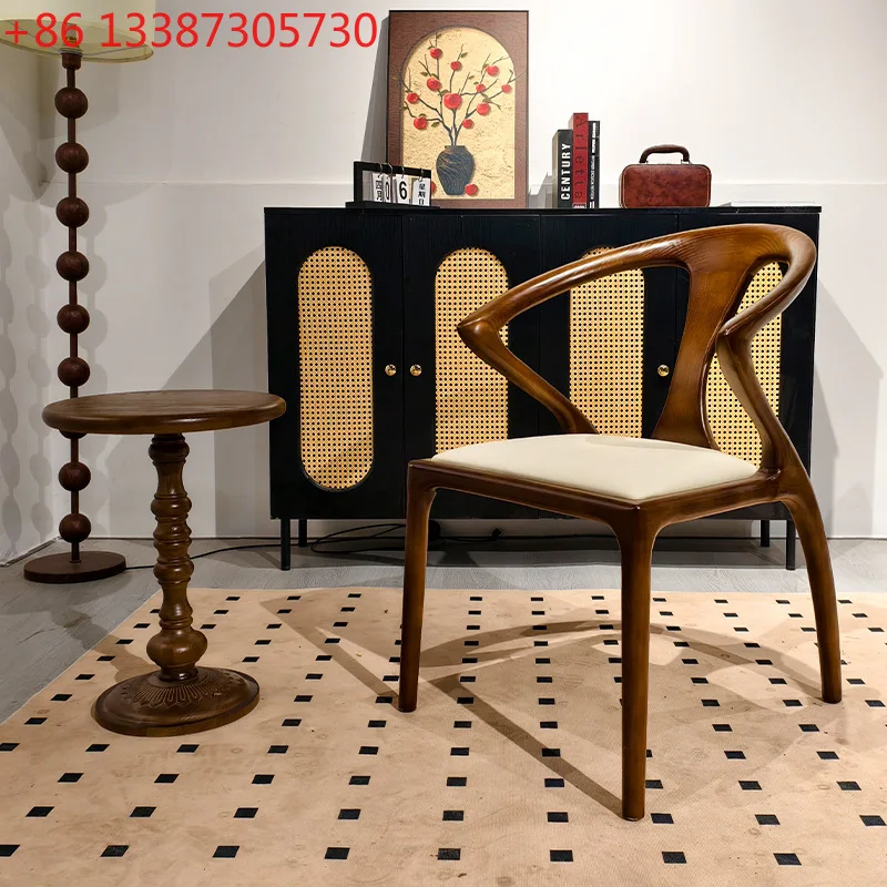 North American Solid Wood Dining Chair Solid Wood Armrest Sword Chair Round Chair Restaurant
North American Solid Wood Dining Chair Solid Wood Armrest Sword Chair Round Chair Restaurant