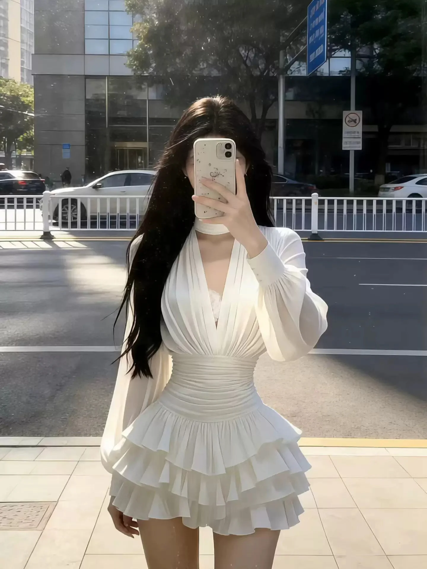XZY Elegant plus Size White V-Neck Long Sleeve Dress Women's Summer Pleated Waist-Cinching Cake Short Skirt French Style Slim...
XZY Elegant plus Size White V-Neck Long Sleeve Dress Women's Summer Pleated Waist-Cinching Cake Short Skirt French Style Slim...