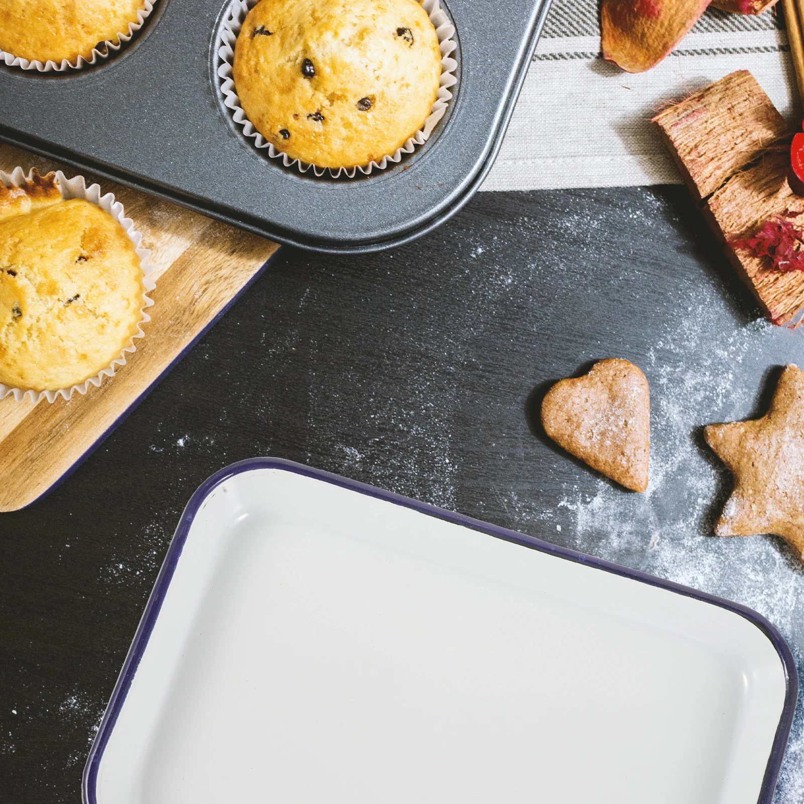 Enamelware Pans for Oven Square Plate Cakes Ceramic Nonstick Bakeware Baking White
Enamelware Pans for Oven Square Plate Cakes Ceramic Nonstick Bakeware Baking White