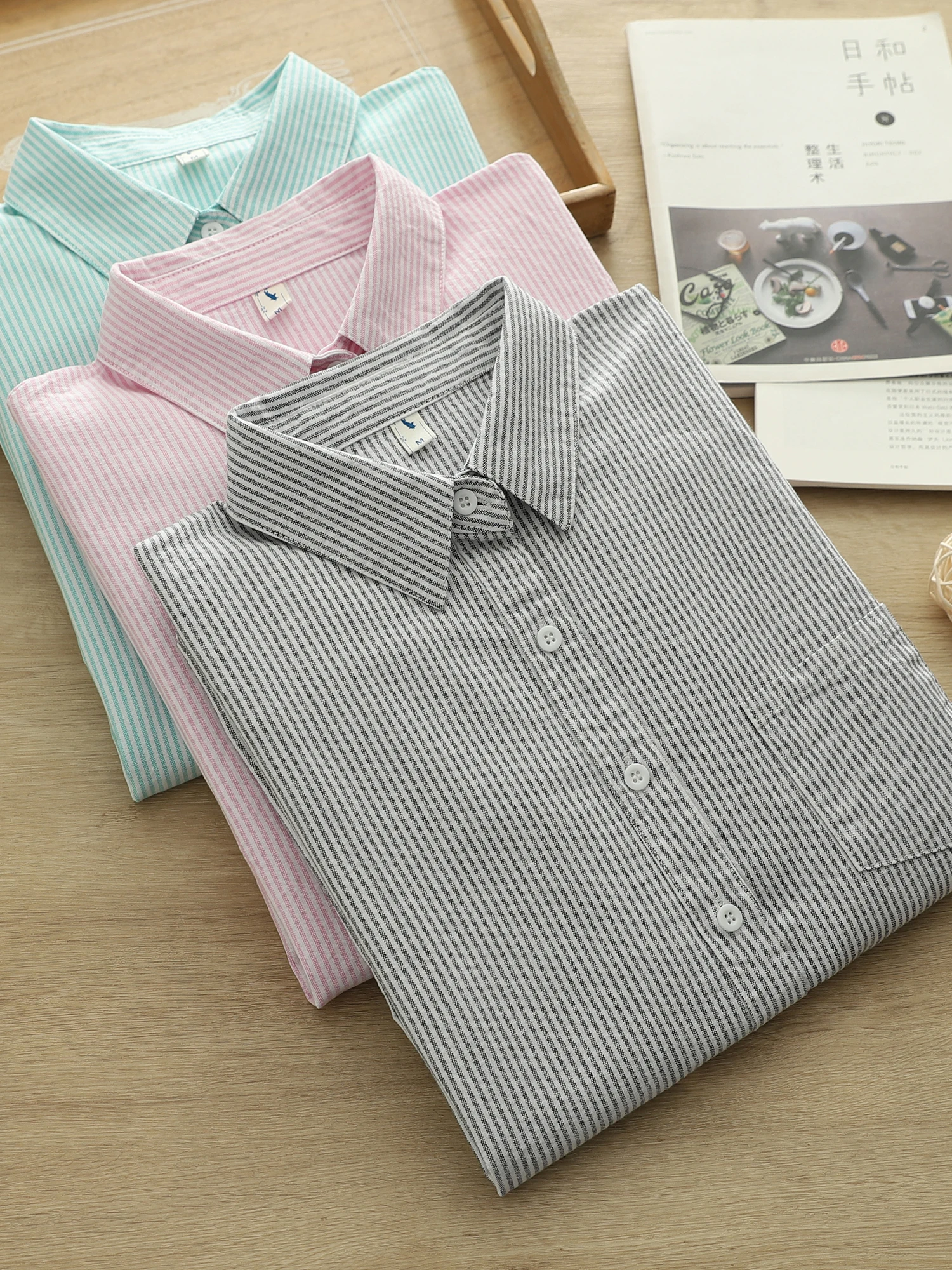 High Quality Women 100% Cotton Blouse Shirt Cotton Vertical Stripe Long Sleeve Shirt Women's Small Fresh Loose Top
High Quality Women 100% Cotton Blouse Shirt Cotton Vertical Stripe Long Sleeve Shirt Women's Small Fresh Loose Top