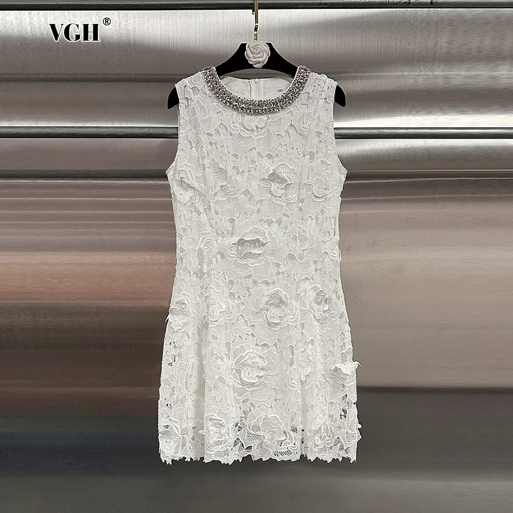 VGH темпераментное утягивающее платье с вышивкой для женщин с круглым вырезом в стиле пэчворк и бриллиантами, мини-платья без рукавов с высокой талией, женские
VGH темпераментное утягивающее платье с вышивкой для женщин с круглым вырезом в стиле пэчворк и бриллиантами, мини-платья без рукавов с высокой талией, женские