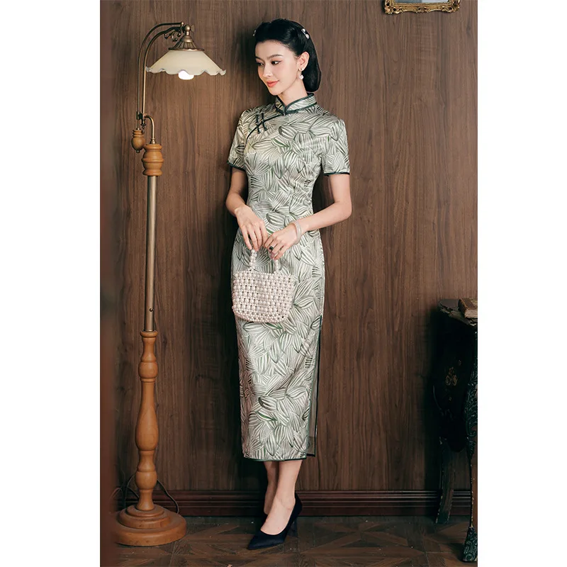 Green Silk Chinese Floral Traditional Vintage Modern Cheongsam Qipao Female Daily Advanced Sense Suzhou Improved Young
Green Silk Chinese Floral Traditional Vintage Modern Cheongsam Qipao Female Daily Advanced Sense Suzhou Improved Young