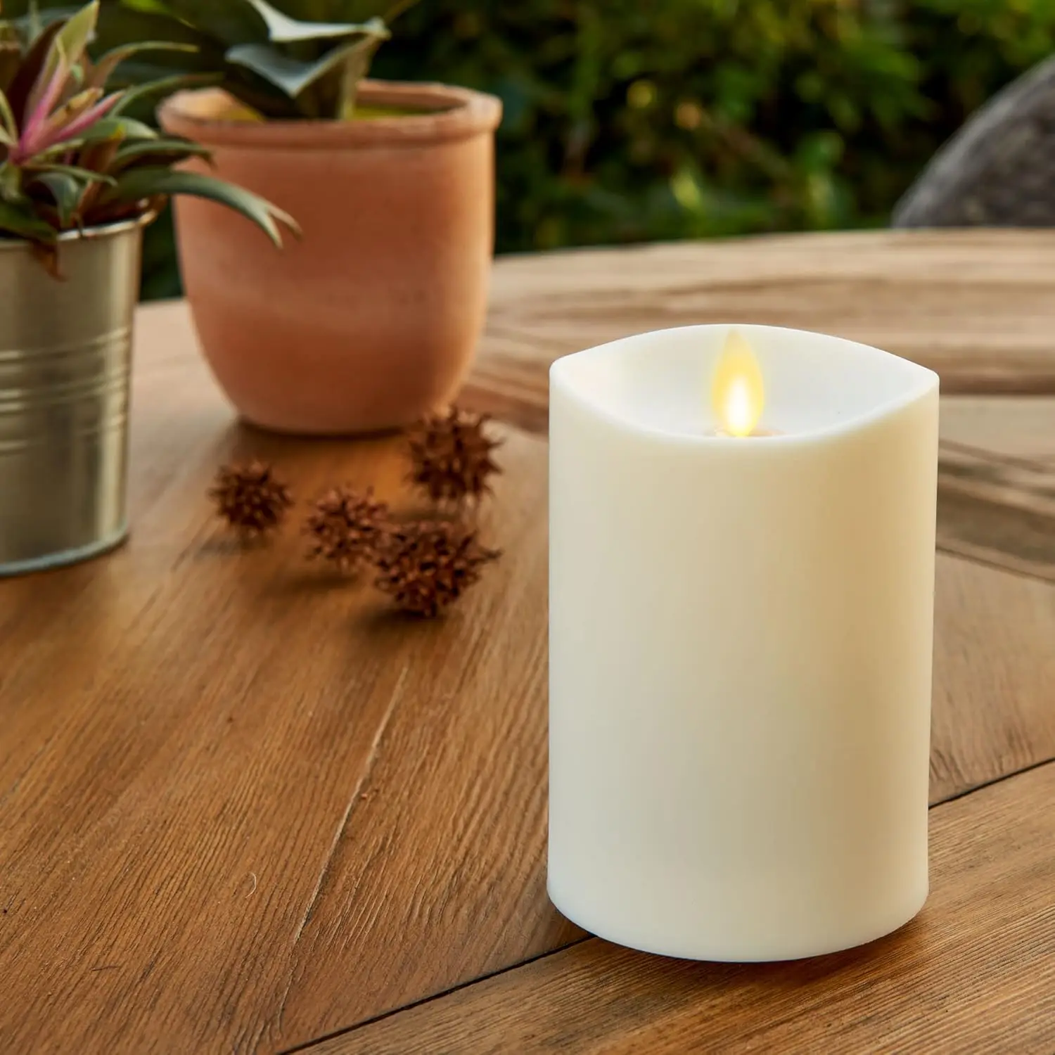 Realistic Moving Flame LED Pillar Candle - Battery Operated, Remote Ready, Weather Resistant for Outdoor Decor - 3.25" x 5"
Realistic Moving Flame LED Pillar Candle - Battery Operated, Remote Ready, Weather Resistant for Outdoor Decor - 3.25" x 5"