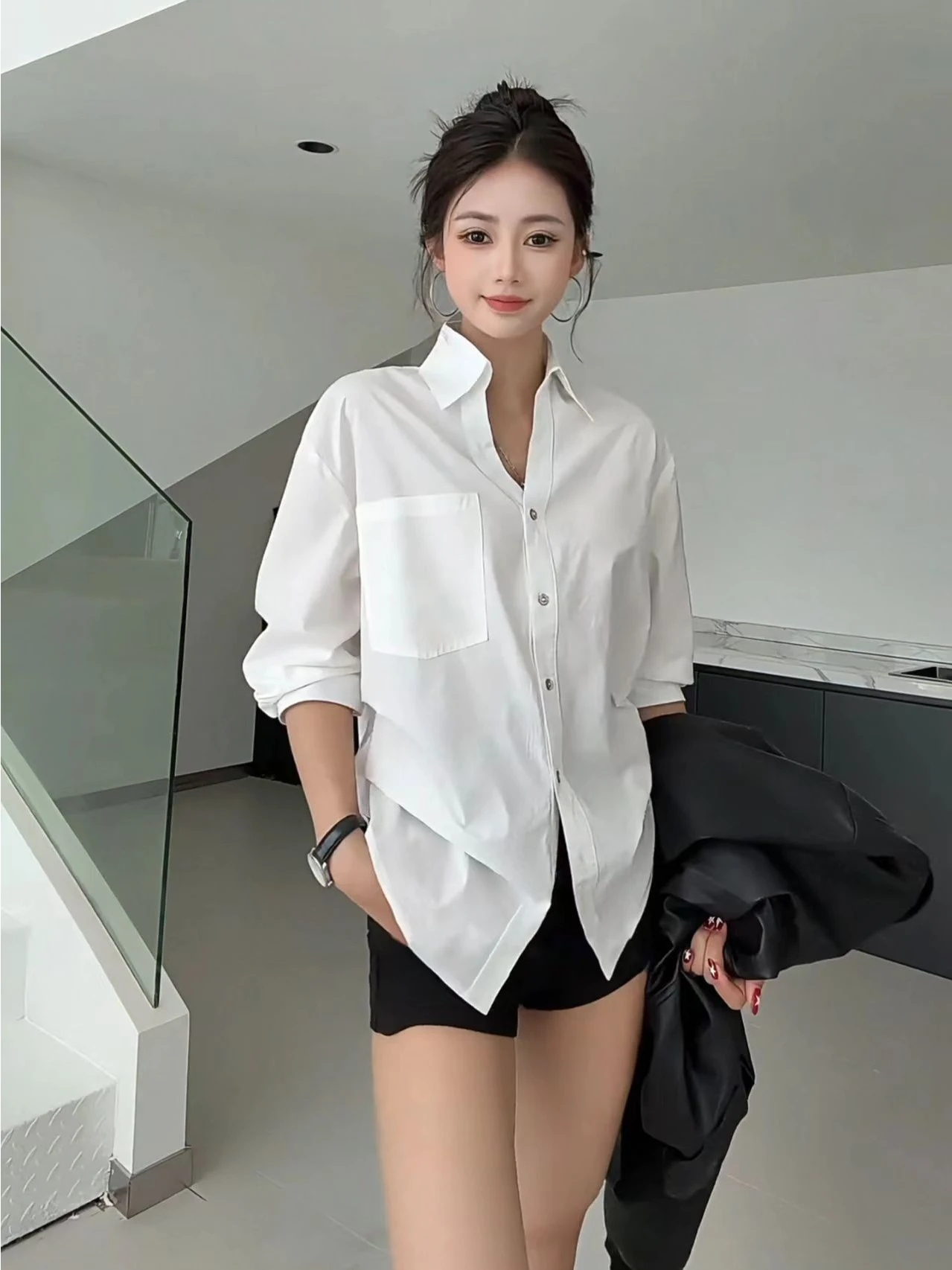 White Gathered Waist Long Sleeve Shirt Women Early Autumn 2025 New Outwear Slim Fit Collar Design Sense Top
White Gathered Waist Long Sleeve Shirt Women Early Autumn 2025 New Outwear Slim Fit Collar Design Sense Top