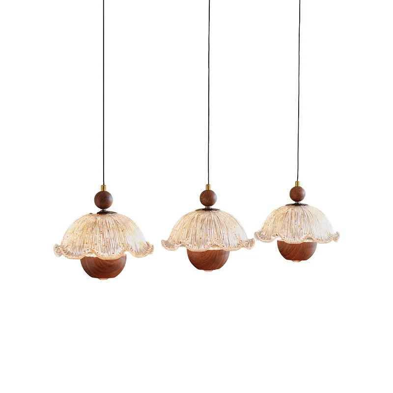 Light luxury gold leaf petal restaurant chandelier full spectrum eye protection atmosphere dining table chandelier
Light luxury gold leaf petal restaurant chandelier full spectrum eye protection atmosphere dining table chandelier