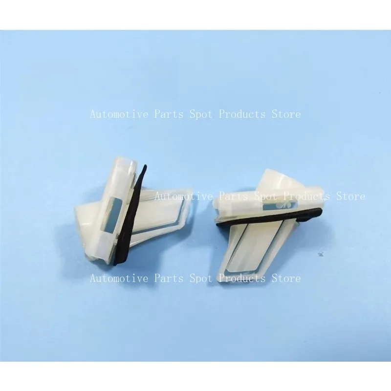 Suitable for Patrol Y62 QX80 Rear Bumper Fixed Bracket Clip Hanger Middle East Version SE XE
Suitable for Patrol Y62 QX80 Rear Bumper Fixed Bracket Clip Hanger Middle East Version SE XE