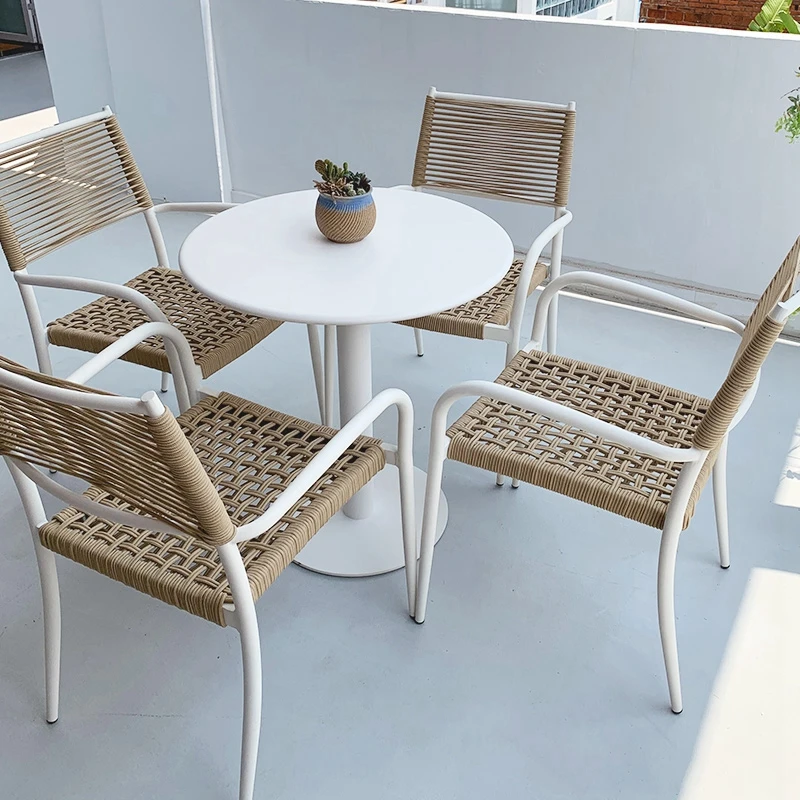 White outdoor tables and chairs balcony courtyard open-air garden villa all-aluminum leisure outdoor cafe three-piece combinatio
White outdoor tables and chairs balcony courtyard open-air garden villa all-aluminum leisure outdoor cafe three-piece combinatio