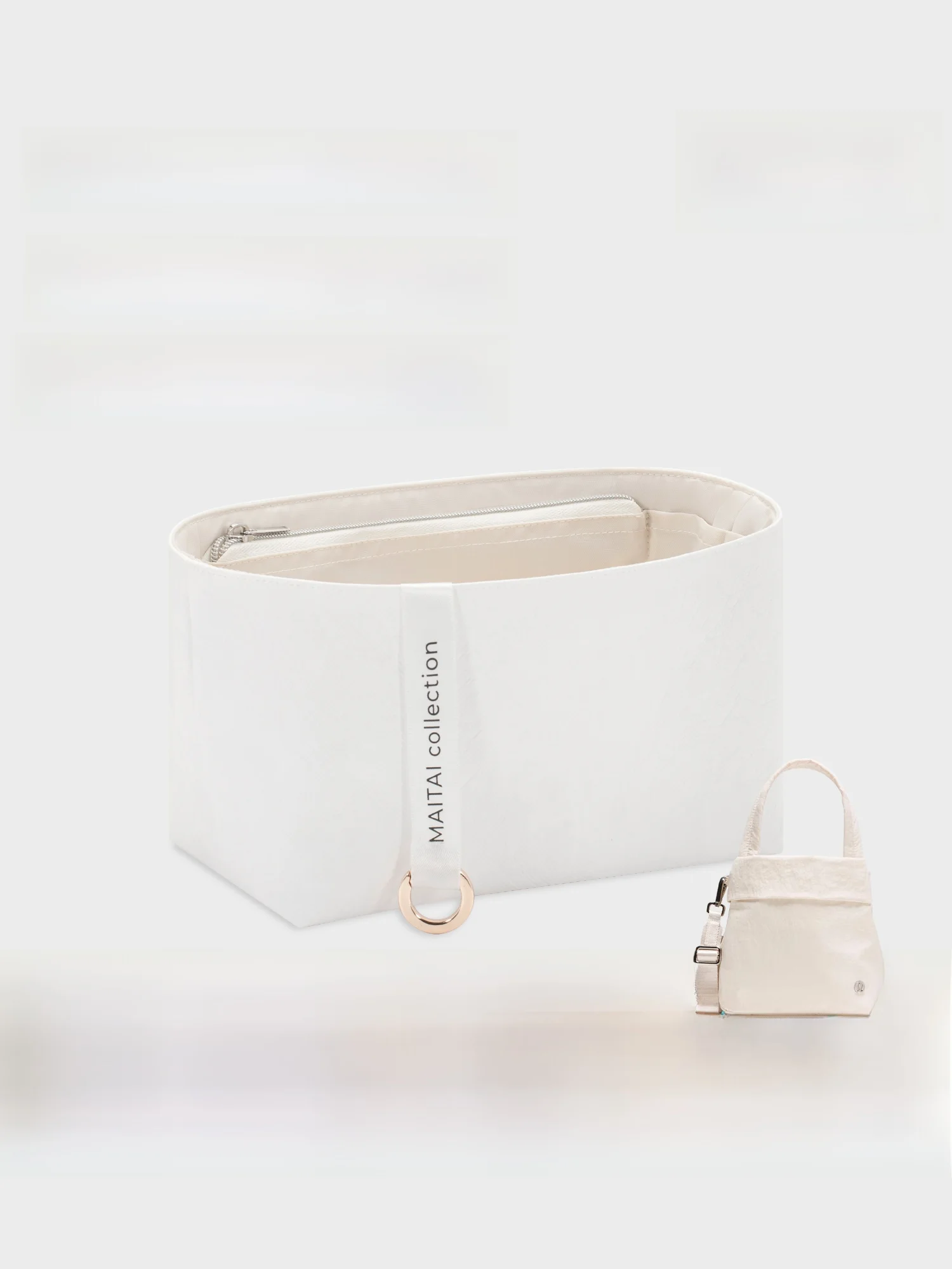MAITAI Lulu on My Level 5L Tote Bag Inner Dupont Paper Storage Bag Lightweight Cubic Style for All Pure Color Storage Solution
MAITAI Lulu on My Level 5L Tote Bag Inner Dupont Paper Storage Bag Lightweight Cubic Style for All Pure Color Storage Solution