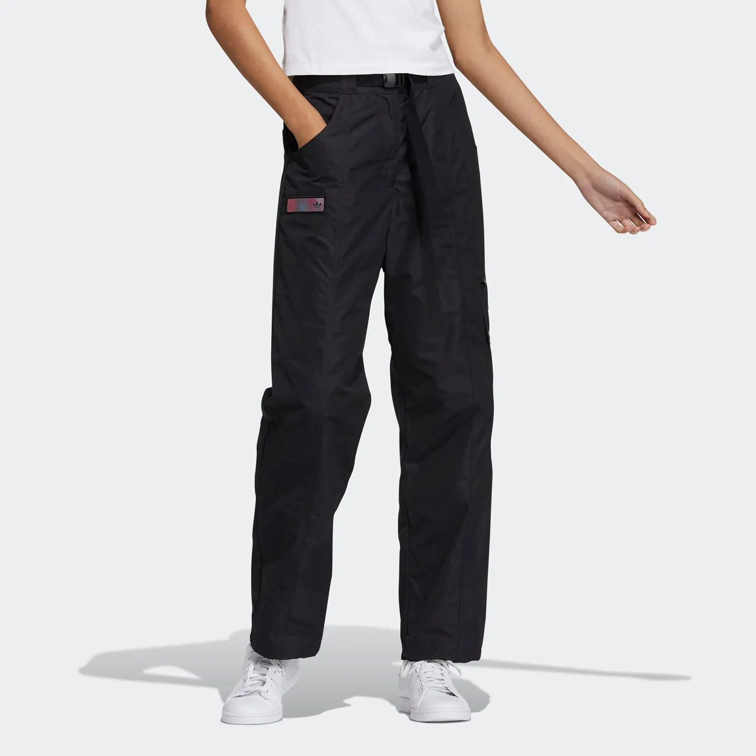 Adidas оригинальные оригинальные PREM PANTS новые женские брюки-карго GU5788
Adidas оригинальные оригинальные PREM PANTS новые женские брюки-карго GU5788