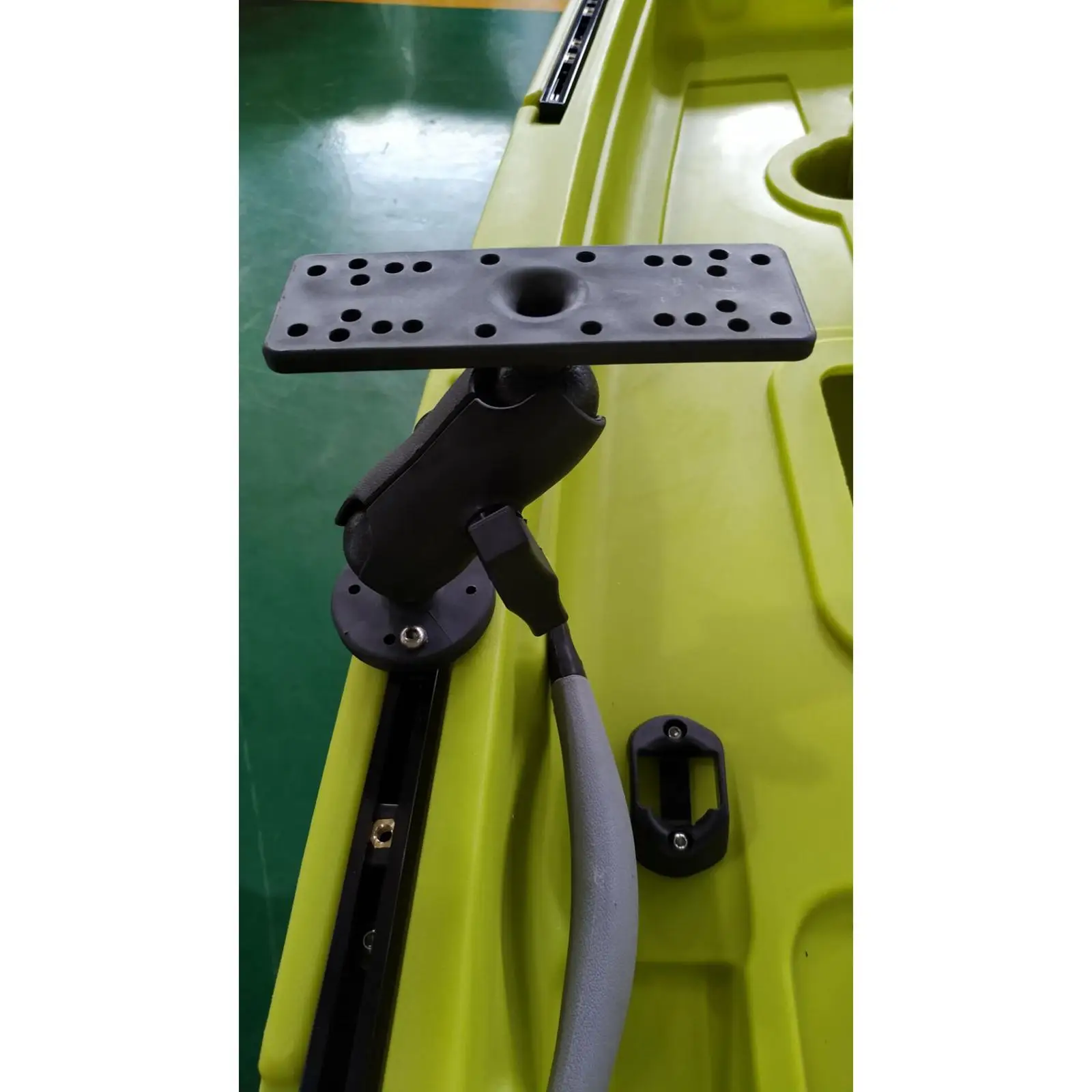 Universal Fish Finder Mount Stand Fittings 360 Degree Rotation Durable Replacement Kit Holder Ball Black for Marine Kayak
Universal Fish Finder Mount Stand Fittings 360 Degree Rotation Durable Replacement Kit Holder Ball Black for Marine Kayak