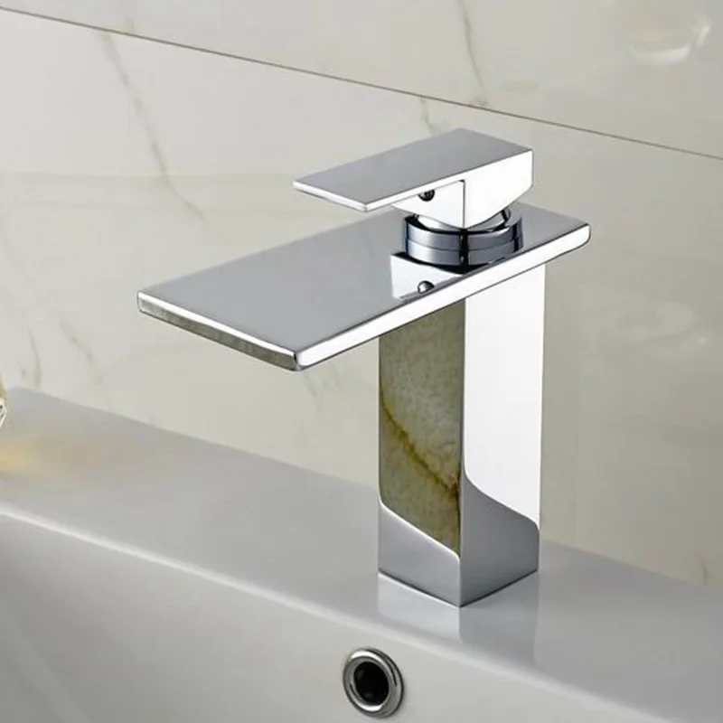 Square Chrome Basin Faucet Deck Mounted Bathroom Brass Material Single Handle Washbasin Basin Taps MK888E
Square Chrome Basin Faucet Deck Mounted Bathroom Brass Material Single Handle Washbasin Basin Taps MK888E