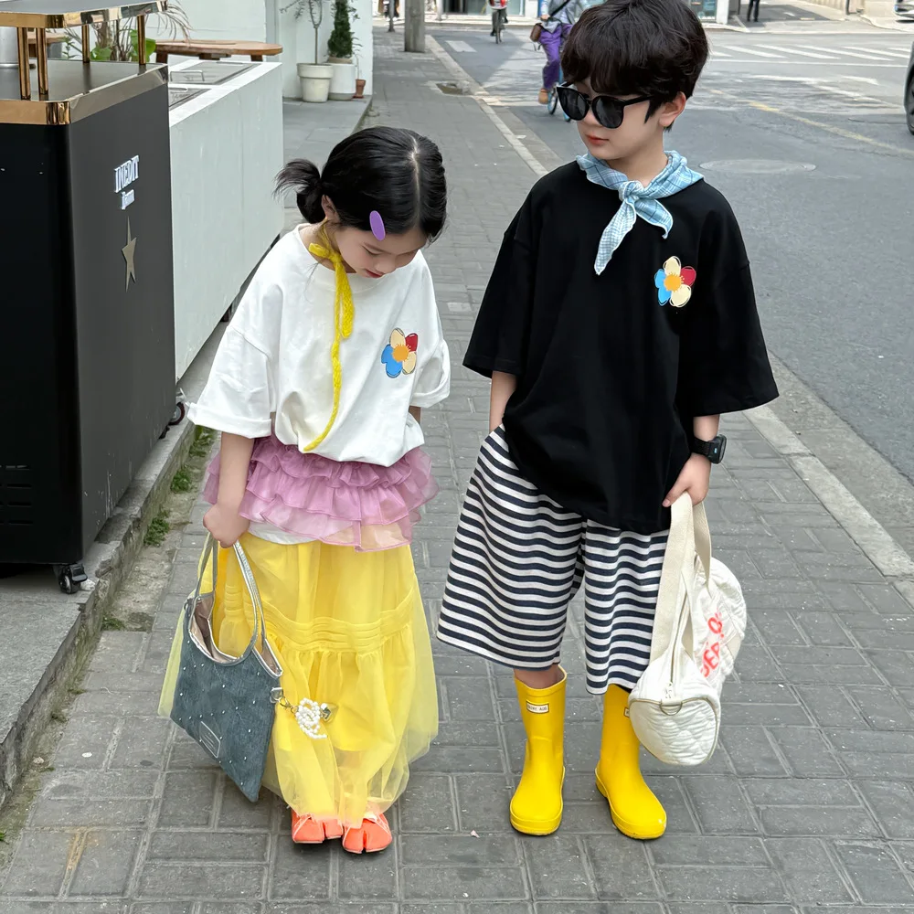 Kids T Shirt White Black Korean Children's Clothes Boys Short Sleeve Tops Girls Cotton Oversized Tee Shirt Fashion Baby Clothing
Kids T Shirt White Black Korean Children's Clothes Boys Short Sleeve Tops Girls Cotton Oversized Tee Shirt Fashion Baby Clothing