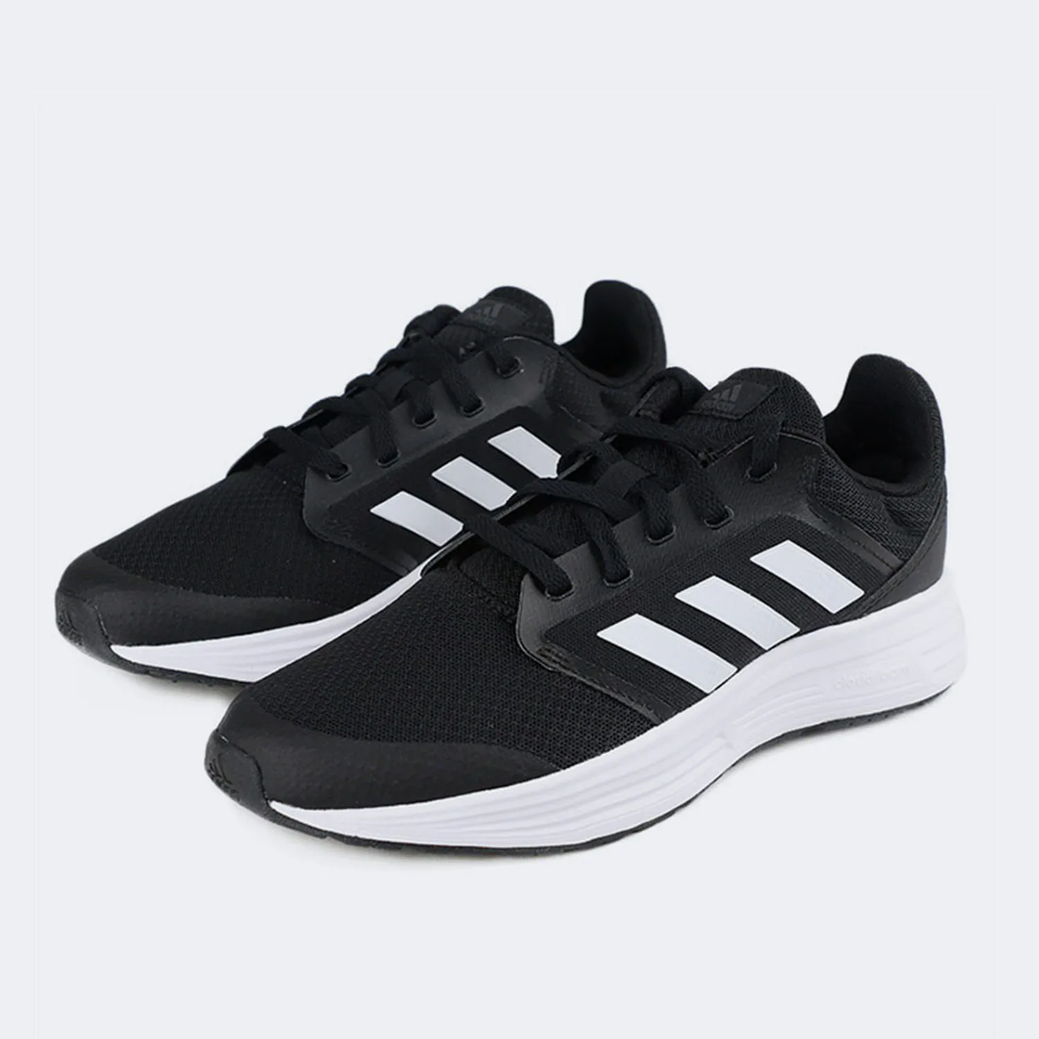 Adidas genuine Season's New Women's Lightweight Running Shoes FW6125
Adidas genuine Season's New Women's Lightweight Running Shoes FW6125