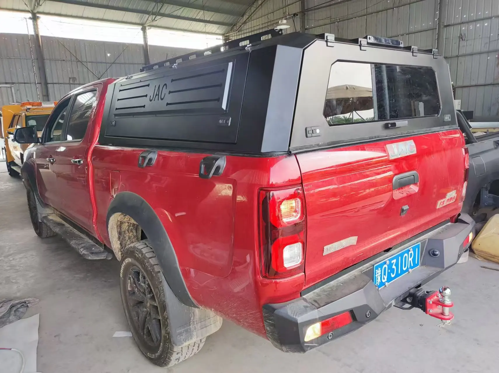 Новый жесткий тройной твердый чехол для пикапа для JAC T8, высокое качество, прямые продажи с фабрики 
Новый жесткий тройной твердый чехол для пикапа для JAC T8, высокое качество, прямые продажи с фабрики