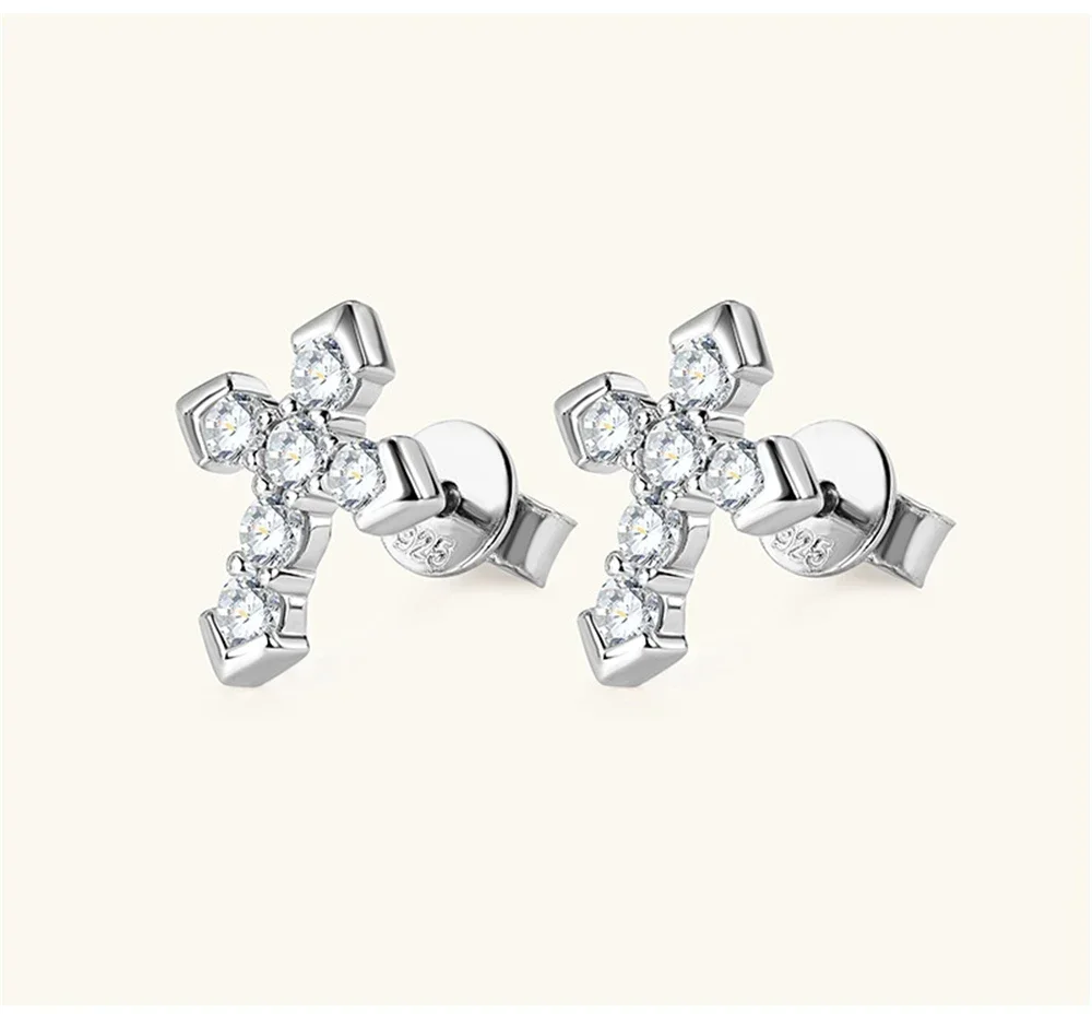 0.7cttw D Color Moissanite Cross Stud Earrings For Women S925 Silver 18K White Gold Plated Ear Studs Religious Jewelry
0.7cttw D Color Moissanite Cross Stud Earrings For Women S925 Silver 18K White Gold Plated Ear Studs Religious Jewelry