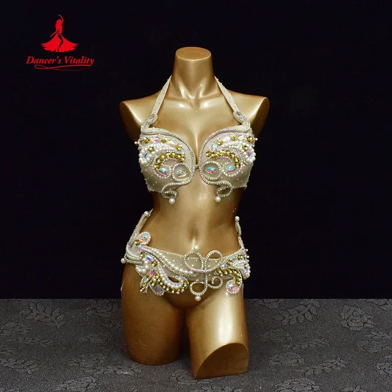 Belly Dancing Performance Costume Customized High End Luxury Rhinestone Exquisite Pearl Suit Oriental Dance Competition Outfit
Belly Dancing Performance Costume Customized High End Luxury Rhinestone Exquisite Pearl Suit Oriental Dance Competition Outfit