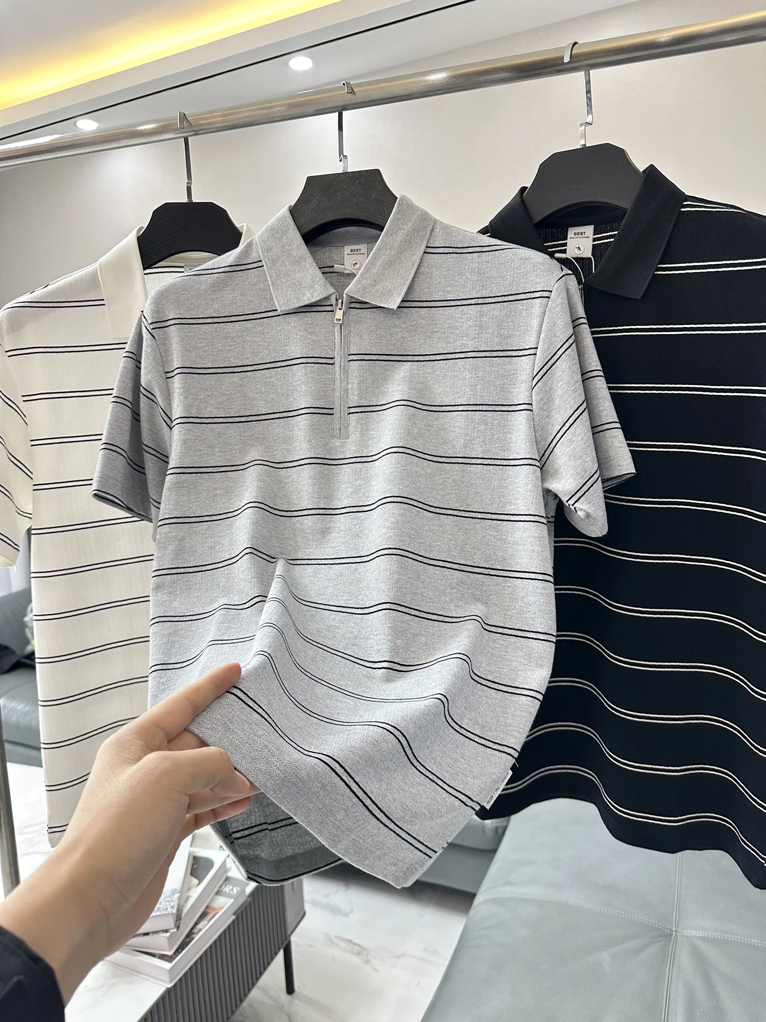 Casual Men's Short Sleeve Shirt Summer 2026 Half Zip Versatile T-Shirt Fashionable Urban Standard Fit Breathable
Casual Men's Short Sleeve Shirt Summer 2026 Half Zip Versatile T-Shirt Fashionable Urban Standard Fit Breathable