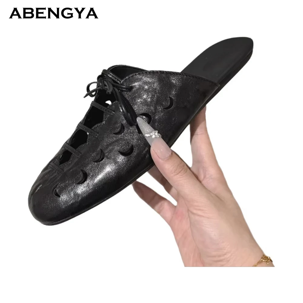 Summer New Hollow Out Leather Flat Slippers Women Wrap Toe Lace Up Beach Dress Shoes Designer Casual Party Walking Shoes Women
Summer New Hollow Out Leather Flat Slippers Women Wrap Toe Lace Up Beach Dress Shoes Designer Casual Party Walking Shoes Women