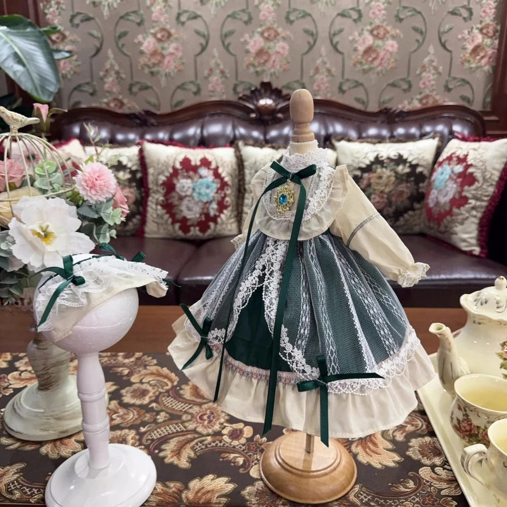 BJD Doll clothes suitable for 1/4 1/3 1/6 Blythe size dark green vintage short sleeve dress doll accessories
BJD Doll clothes suitable for 1/4 1/3 1/6 Blythe size dark green vintage short sleeve dress doll accessories