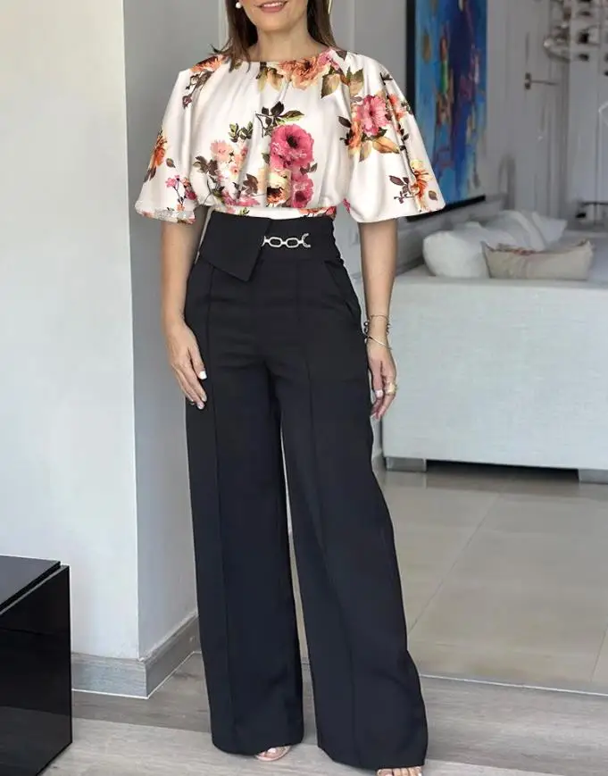 2 Pieces Outfit Floral Print Bell Sleeve Satin Blouse and Casual High Waist Wide Leg Pants Set
2 Pieces Outfit Floral Print Bell Sleeve Satin Blouse and Casual High Waist Wide Leg Pants Set