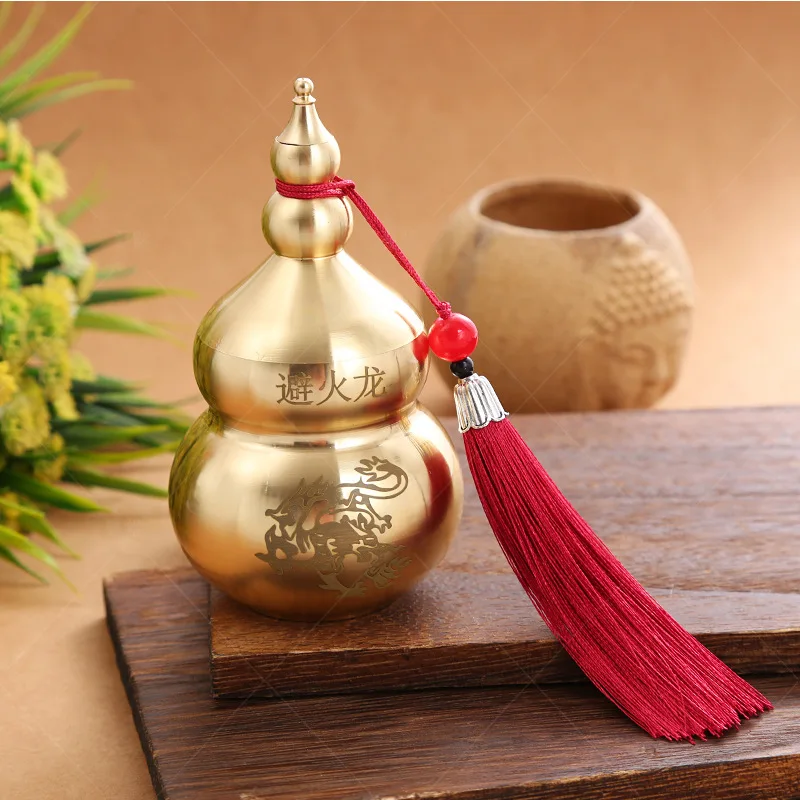 Feng Shui Chinese Brass Wu Lou Gourd Statue with Chinese Style Brass Gourd Good Luck Decor For Home Office Decoration Gift
Feng Shui Chinese Brass Wu Lou Gourd Statue with Chinese Style Brass Gourd Good Luck Decor For Home Office Decoration Gift