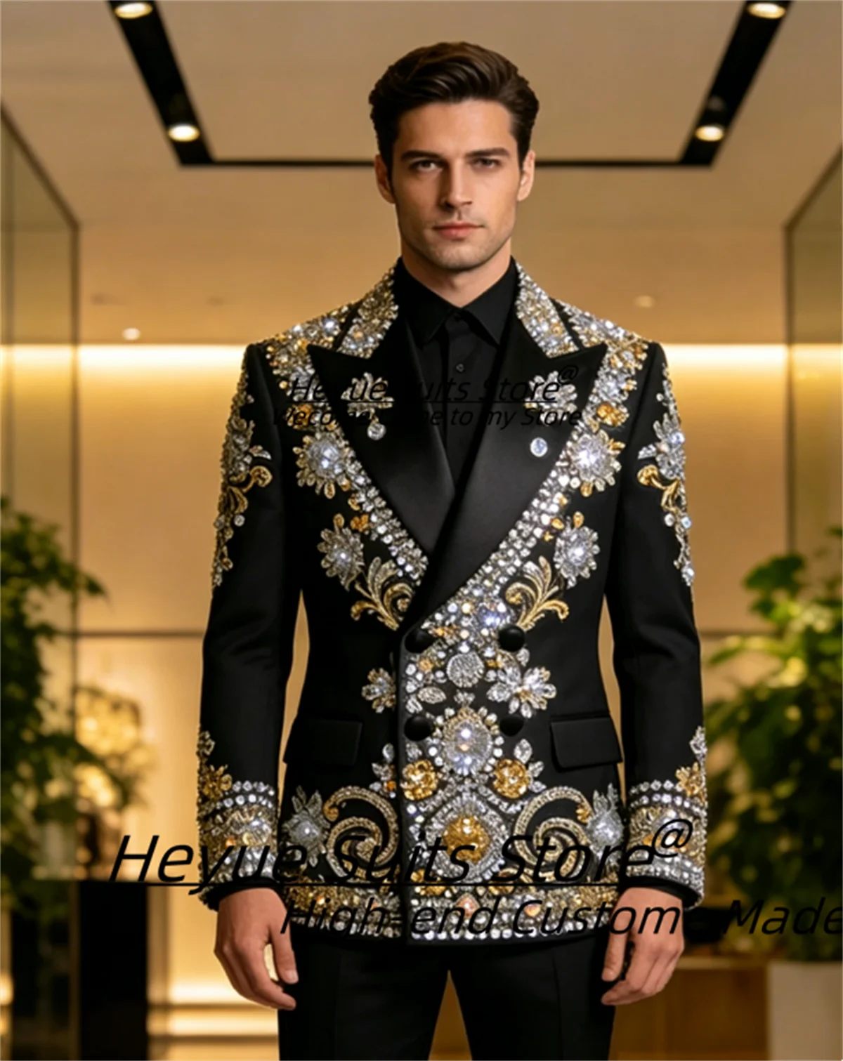 Fashion Exquisite Diamond Crystals Men Suits 2 Pieces Sets Customized Slim Fit Double Breasted Groom Wedding Tuxedos Ropa Hombre
Fashion Exquisite Diamond Crystals Men Suits 2 Pieces Sets Customized Slim Fit Double Breasted Groom Wedding Tuxedos Ropa Hombre
