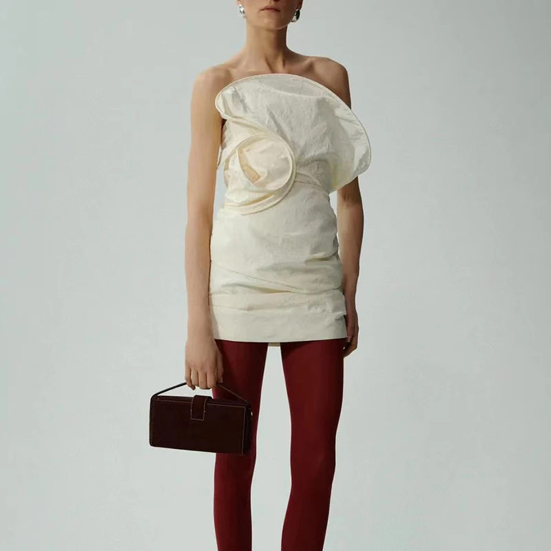 Women's strapless dress, three-dimensional flower pleated short dress, Fashion sexy High quality skirt, Fall, New, 2024,y2k
Women's strapless dress, three-dimensional flower pleated short dress, Fashion sexy High quality skirt, Fall, New, 2024,y2k