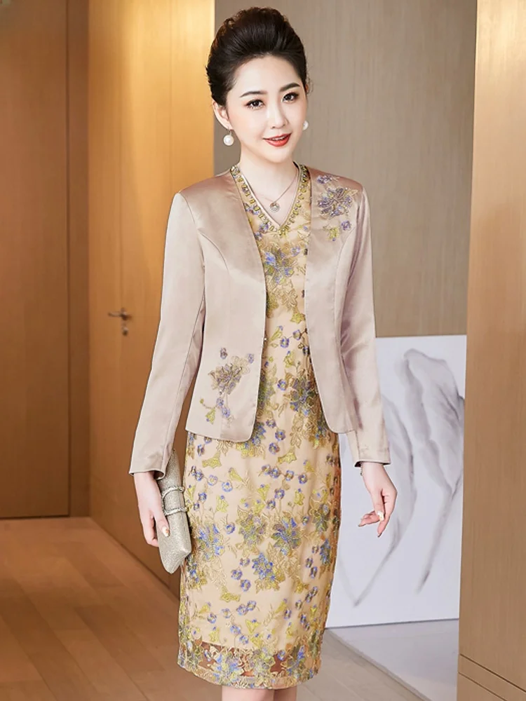 Комплект из двух предметов цвета шампань с вышивкой для мамы, для свадебного банкета, весна-осень, ретро, с рукавом 3/4
Комплект из двух предметов цвета шампань с вышивкой для мамы, для свадебного банкета, весна-осень, ретро, с рукавом 3/4