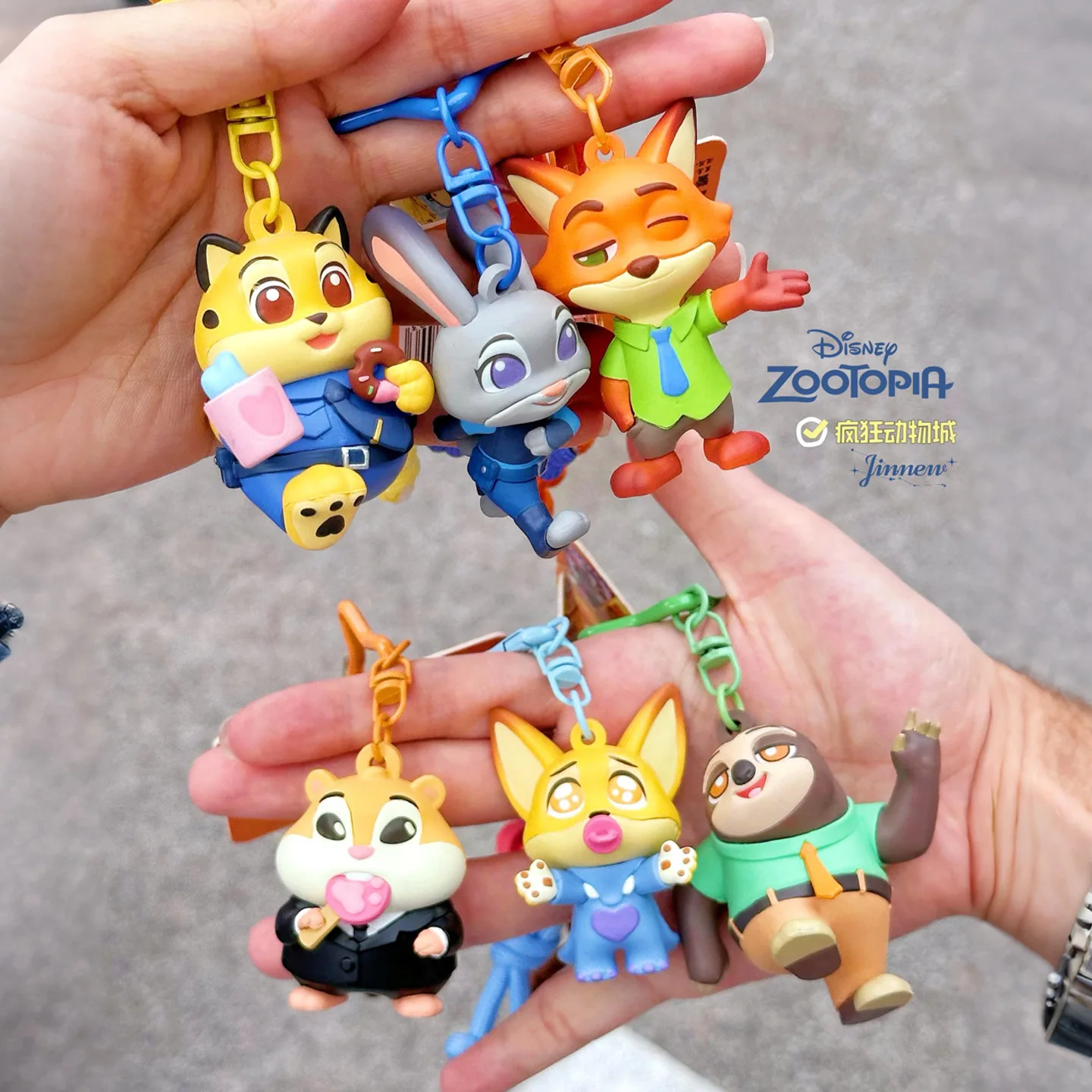 2026 New Disney Zootopia Official Judy and Nick Character Car Keychain Anime Merchandise Car Ornament Pendant Cute Bag Accessory
2026 New Disney Zootopia Official Judy and Nick Character Car Keychain Anime Merchandise Car Ornament Pendant Cute Bag Accessory