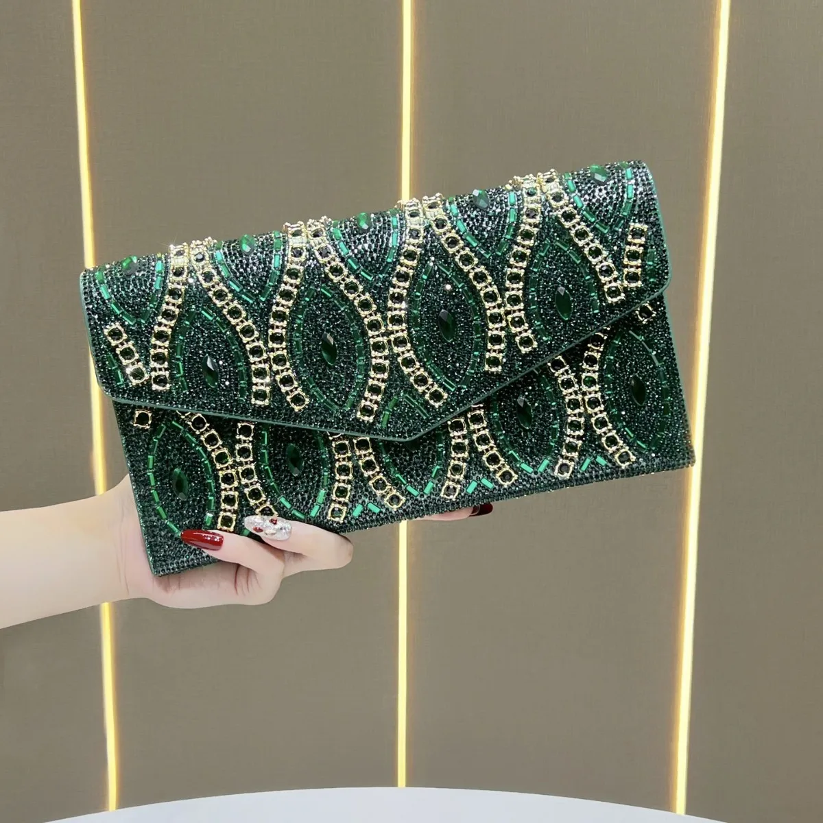 New Dinner Handbag Envelope Bag Women's Diamond Delicate Crossbody Shoulder Bag Women's Handbag Chain Bag
New Dinner Handbag Envelope Bag Women's Diamond Delicate Crossbody Shoulder Bag Women's Handbag Chain Bag