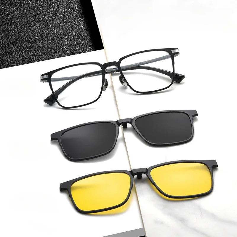 51-18-150 TR90 Magnetic Suction Three-in-One Polarized Night Vision Set of Glasses Driving and Fishing Customized Prescription
51-18-150 TR90 Magnetic Suction Three-in-One Polarized Night Vision Set of Glasses Driving and Fishing Customized Prescription