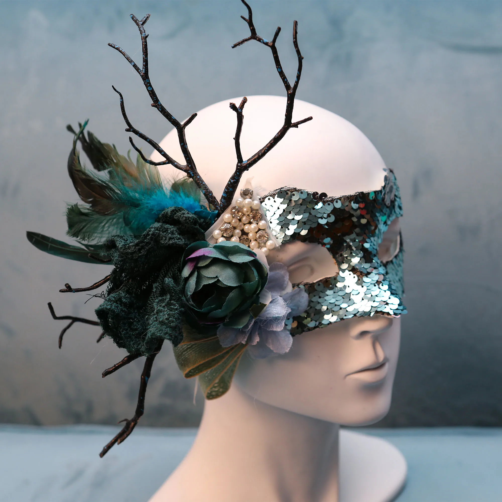 Halloween Mask Ancient Style Mori Flower Sexy Mysterious Half Face Ten Thousand Christmas Party Performance Ball Female
Halloween Mask Ancient Style Mori Flower Sexy Mysterious Half Face Ten Thousand Christmas Party Performance Ball Female