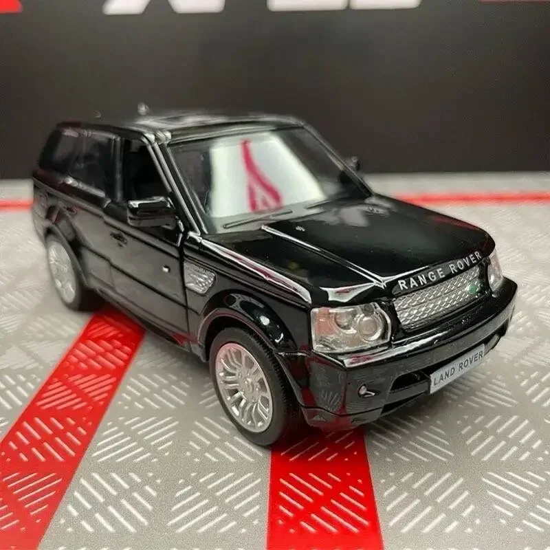 Land Rover 1:36 Range Rover Sport L320 SUV Alloy Car Model Diecast Metal Off-Road Vehicle High Simulation Pull Back Toy Car Gift
Land Rover 1:36 Range Rover Sport L320 SUV Alloy Car Model Diecast Metal Off-Road Vehicle High Simulation Pull Back Toy Car Gift