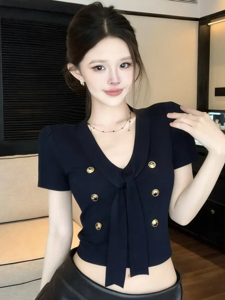 Sweet Doll Collar Splice Knitted Short Sleeve T-Shirt Women's Fashion Slim Fit Summer New Style Double Button Sexy Short Top
Sweet Doll Collar Splice Knitted Short Sleeve T-Shirt Women's Fashion Slim Fit Summer New Style Double Button Sexy Short Top