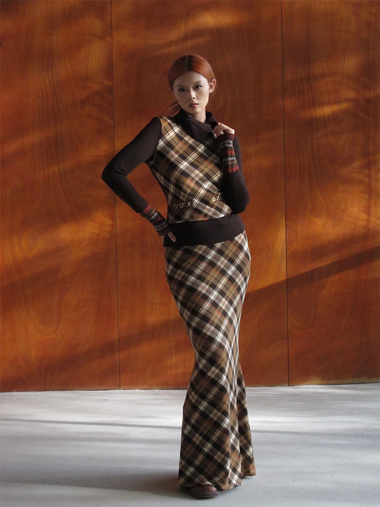 Оригинальный Anne's Armor, коричневый клетчатый лоскутный винтажный топ Fi Tail, длинная юбка, вязаный комплект, длинная толстовка с капюшоном Sve
Оригинальный Anne's Armor, коричневый клетчатый лоскутный винтажный топ Fi Tail, длинная юбка, вязаный комплект, длинная толстовка с капюшоном Sve