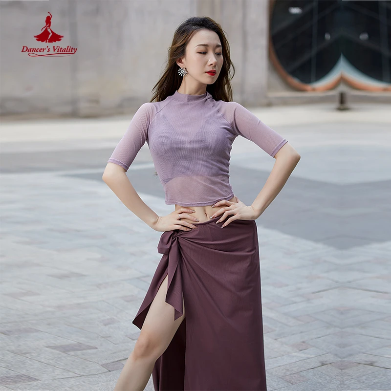 Belly dance costume for women witer half sleeves top long hip skirt female training clothing Oriental belly dancing wear outfit
Belly dance costume for women witer half sleeves top long hip skirt female training clothing Oriental belly dancing wear outfit